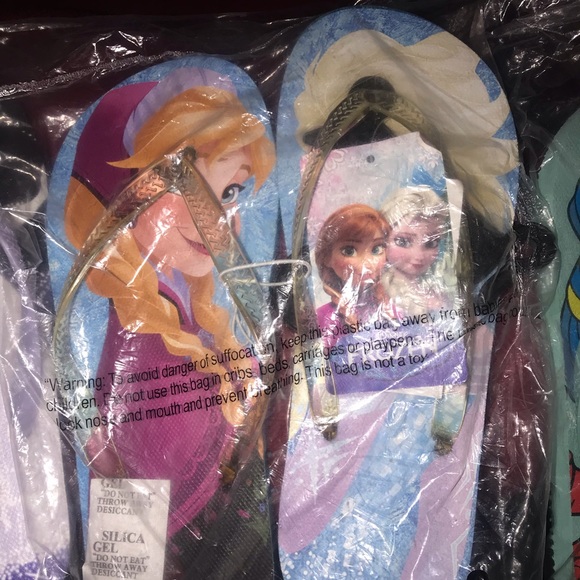 Disney Sandals - Picture 1 of 6